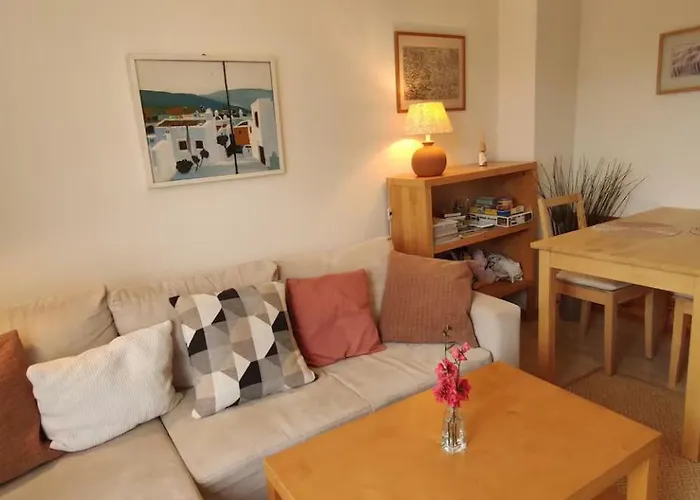 Apartman With Garden Terrace - Free Parking Bécs